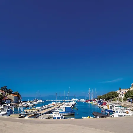 Casa vacanze In Zidarici With Wifi *